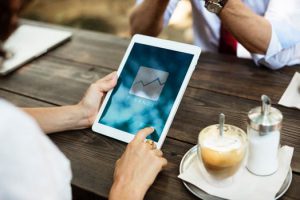 quảng cáo trên Facebook 2
