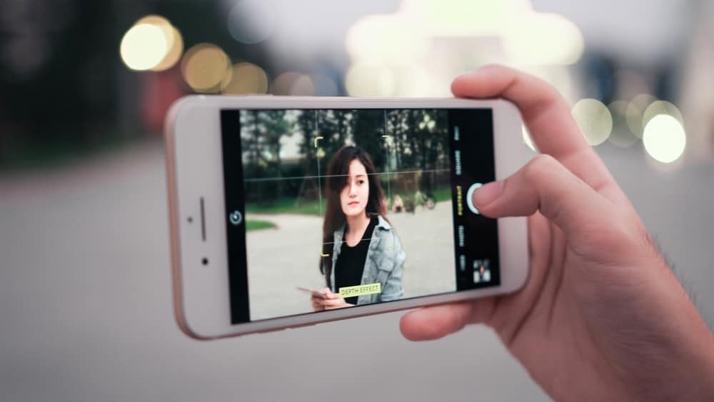 Mẹo chụp ảnh selfie đẹp thần thánh giúp bạn tỏa sáng trong mọi tình huống mẹo chụp ảnh selfie 01