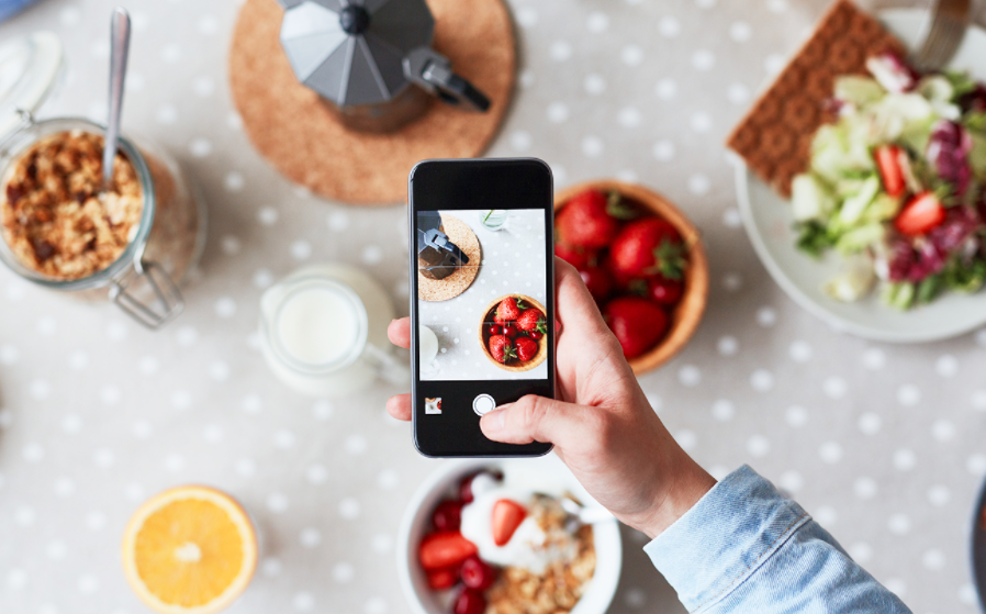 Tiếp thị truyền thông xã hội trong Marketing F&B