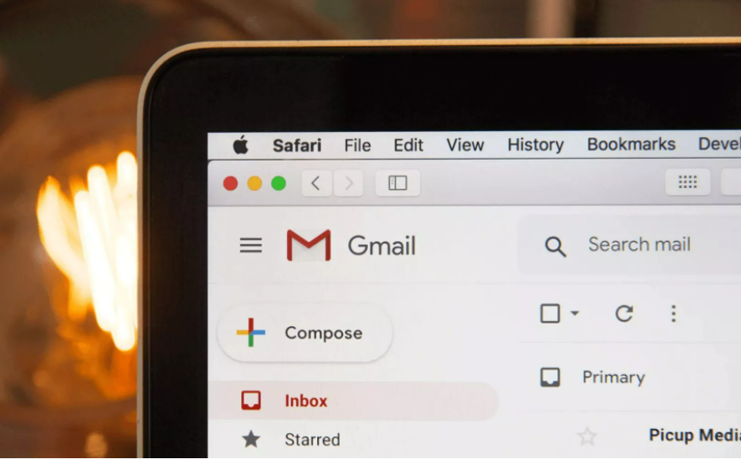 Xây dựng danh sách email