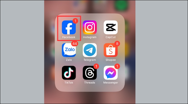 Truy cập vào ứng dụng Facebook trên iPhone