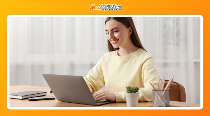 Công việc của đội ngũ nhân viên khác nhau giữa PR Và Marketing