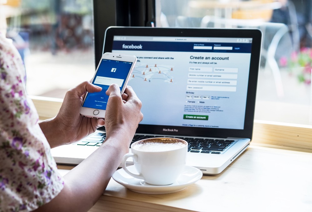 tiếp cận khách hàng trên facebook 1