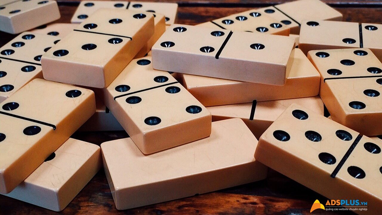 hiệu ứng domino 01